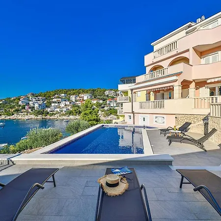 Luxury 2 Etage With Private Heated Pool Apartment Rogoznica (Sibenik-Knin)