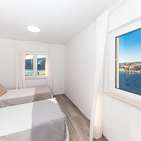 Luxury 2 Etage With Private Heated Pool * 罗戈兹尼察