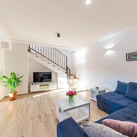 아파트 Luxury 2 Etage With Private Heated Pool