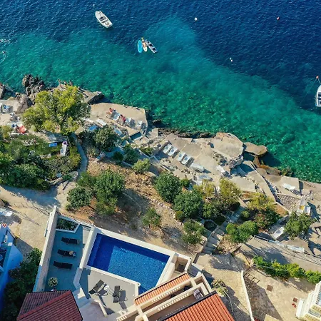 Apartment Luxury 2 Etage With Private Heated Pool Rogoznica (Sibenik-Knin)