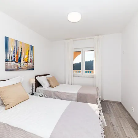 Apartment Luxury 2 Etage With Private Heated Pool
