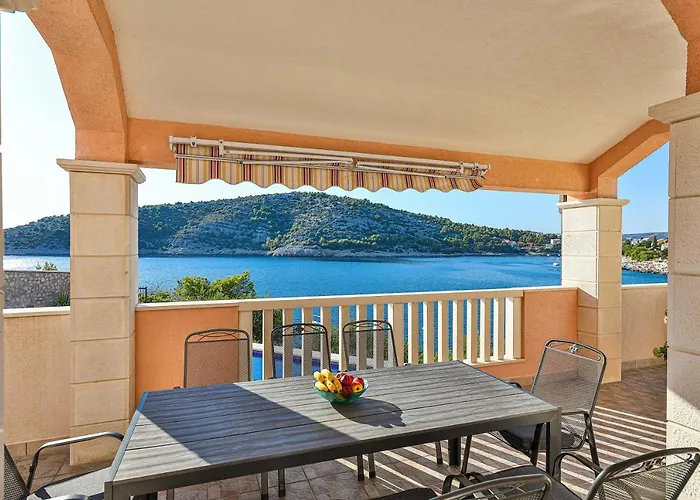 Luxury 2 Etage With Private Heated Pool