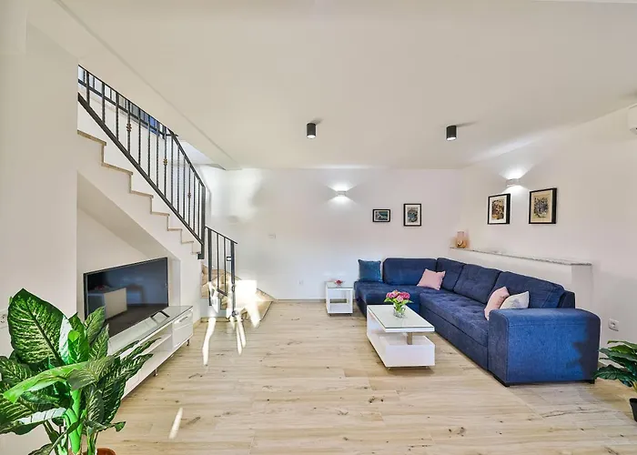 Luxury 2 Etage With Private Heated Pool Daire