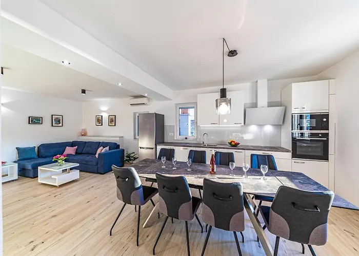 Luxury 2 Etage With Private Heated Pool *